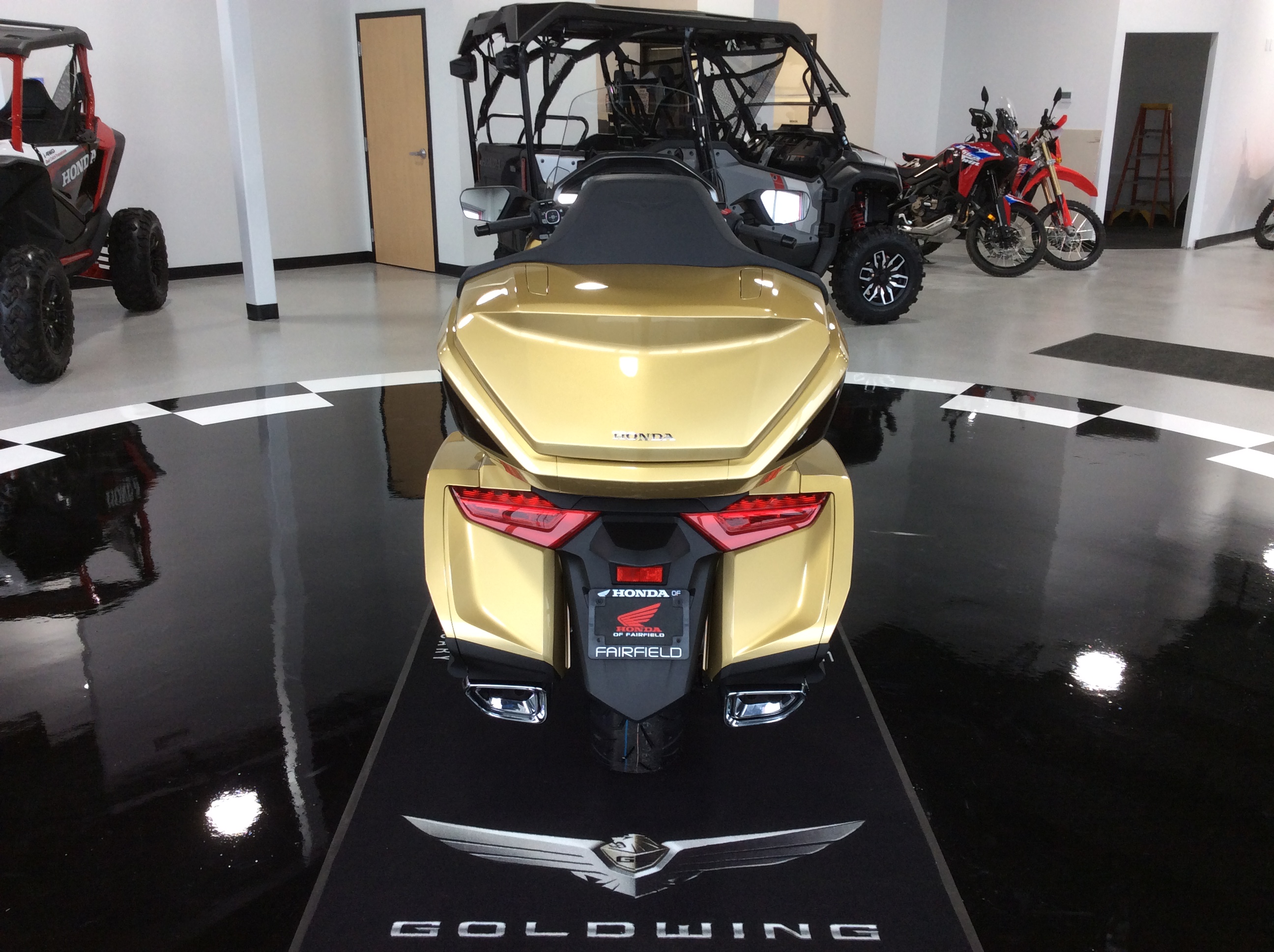 2025 Honda Goldwing Tour DCT 50th Anniversary - Photo 7